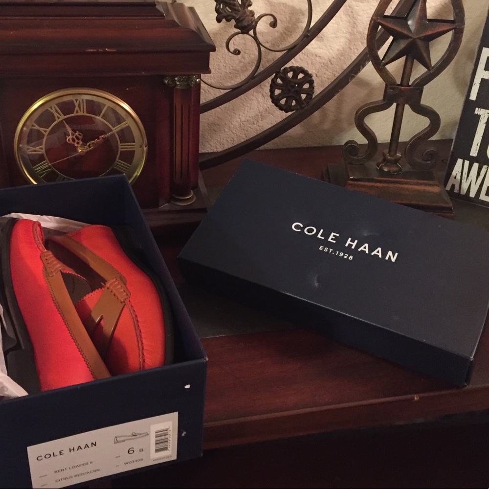 Women Cole Haan 6B